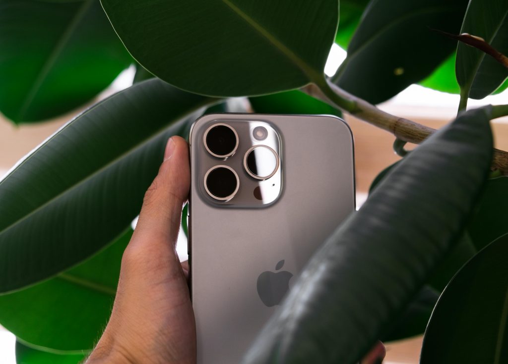 Кому подойдет iPhone 16 Pro Max